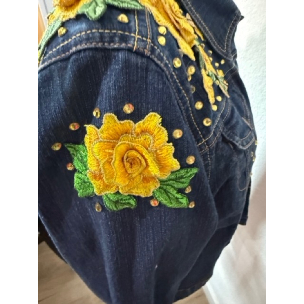 Faded Glory Blue Jean Jacket with Yellow Rose of Texas Embellishments Size L - Picture 7 of 7